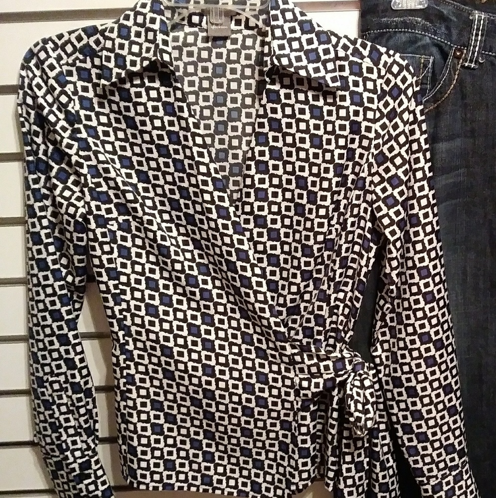 Ann Taylor top size 0